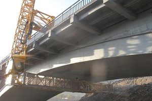 公路旧桥的检测、、评定与加固