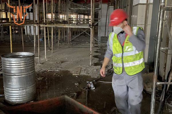 使用冰球突破聚合物修补砂浆时要注重哪些问题