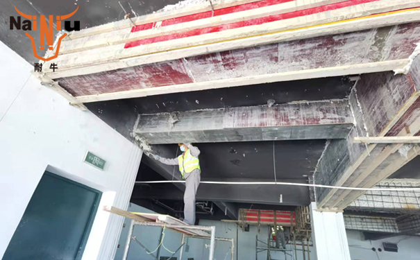 冰球突破聚合物修补砂浆的适用规模